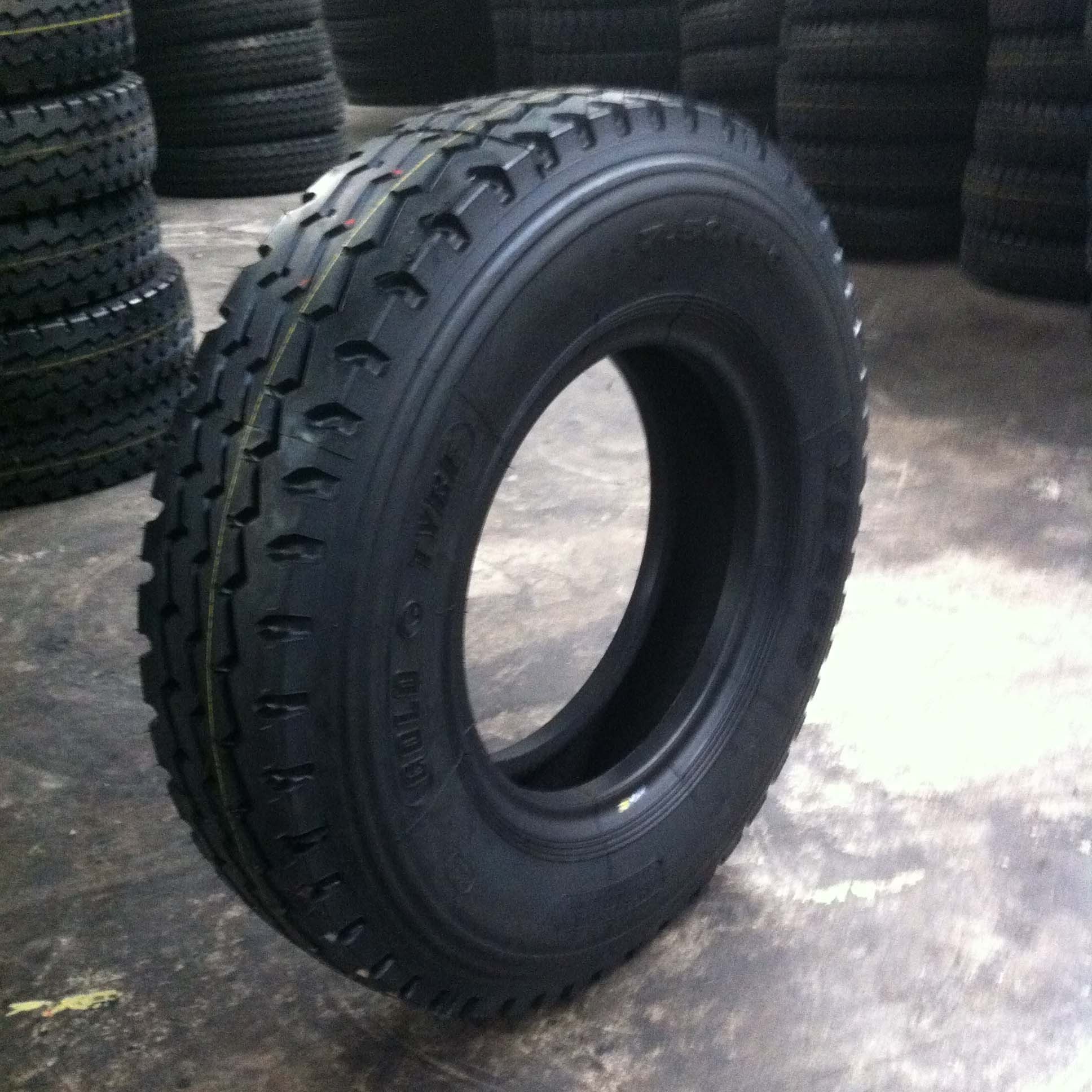 On sale wholesale YB268 11R22.5 All position tyre truck and bus tyre