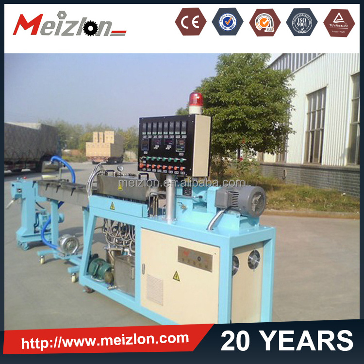 PET bottles flakes scraps granulating pelleting line/ pallet granula Extruding Line/small plastic products making machine