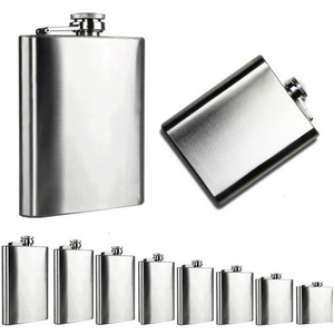 J539 Custom 2 4 6 8oz Alcohol Whisky Wine Pot Portable personalized Hip Flask Set Gift Box Outdoor Stainless Steel Hip Flasks