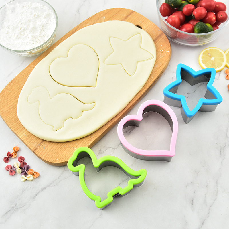 M906 DIY Cookie Cutters Vegetable cutters Stainless steel fruit vegetable sandwich cookie cutter for cake decoration suppliers