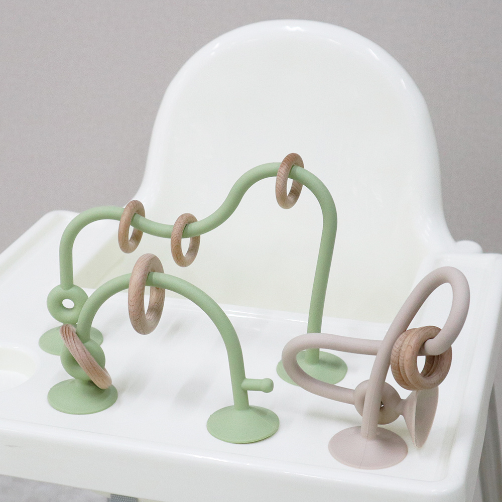 OEM/ODM 6 12 18 Month BPA Free Kids Sensory Teething Wooden Rings Children Educational Suction High Chair Montessori Toys