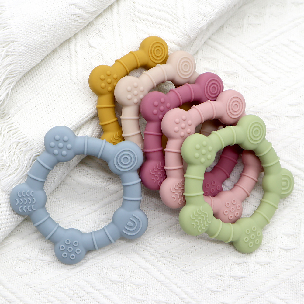 Factory Supplier Private Label New BPA Free Freezable Soft Newborn Teething Pacifier Rattle Toys Silicone Baby Teethers