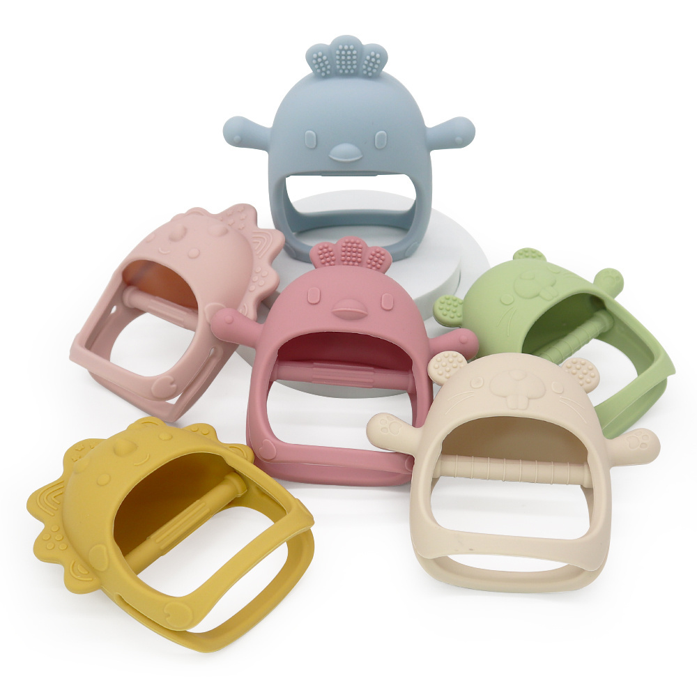 Factory Supplier Private Label New BPA Free Freezable Soft Newborn Teething Pacifier Rattle Toys Silicone Baby Teethers