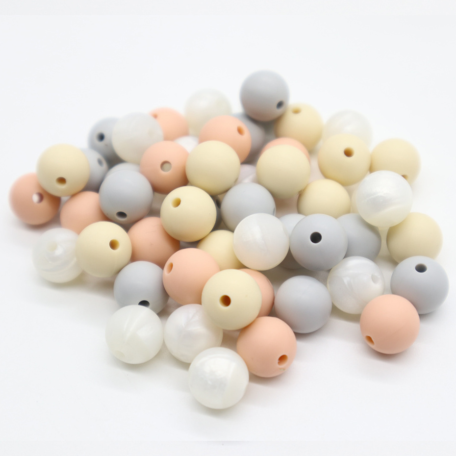 Custom Wholesale Food Grade Teether Beads Pacifier Clip Chain Silicone Letter Beads Round Teething Beads