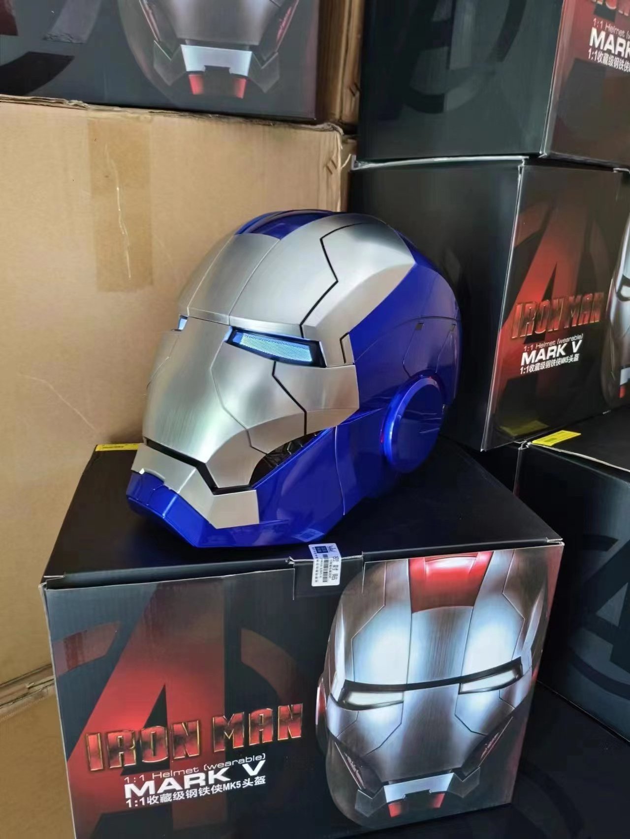 2023 Hot Selling Genuine Iron Man MK5 Helmet Collection Party Cosplay and Real Person Wearable Jarvis Electric Toys