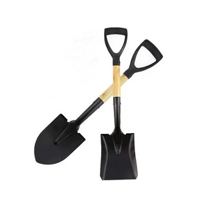 Wholesale Robust D-Grip Kids Garden Shovel Short Heavy Duty D Shaped Spades With Wooden Handle