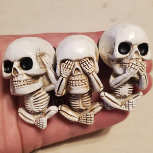 Cute Goth Skeleton Decor Car Scents Truck Stuff Skull Car Air Fresheners Vent Clips for Halloween Car Accessories Interior Decor