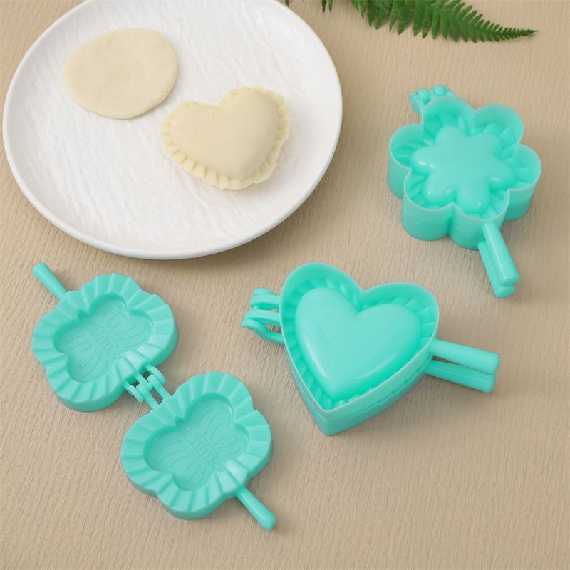 Heart Flower Shape Model Kitchen Dumpling Mold Dumplings Dough Press Pie Ravioli Kitchen Mold