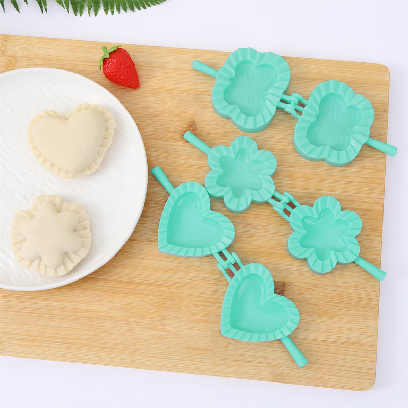 Heart Flower Shape Model Kitchen Dumpling Mold Dumplings Dough Press Pie Ravioli Kitchen Mold