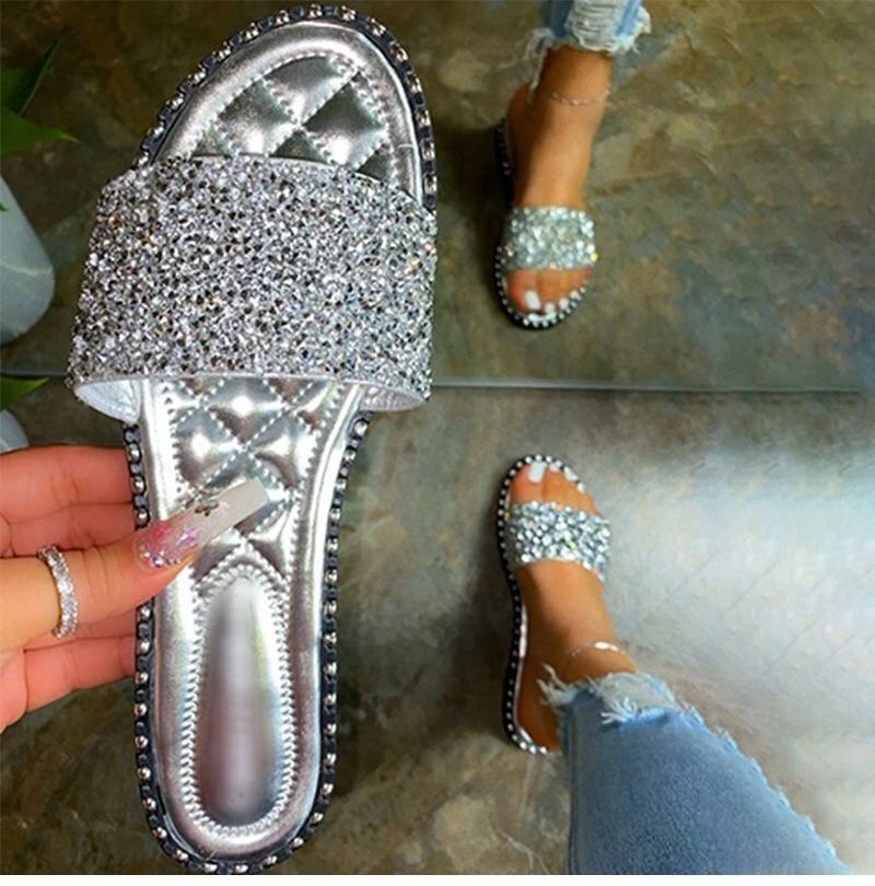 2022 New Arrival Fashion Crystal Flat Glitter Slides Slippers for Women Outdoor Beach Ladies Sandals Plus Size Women Shoes PU