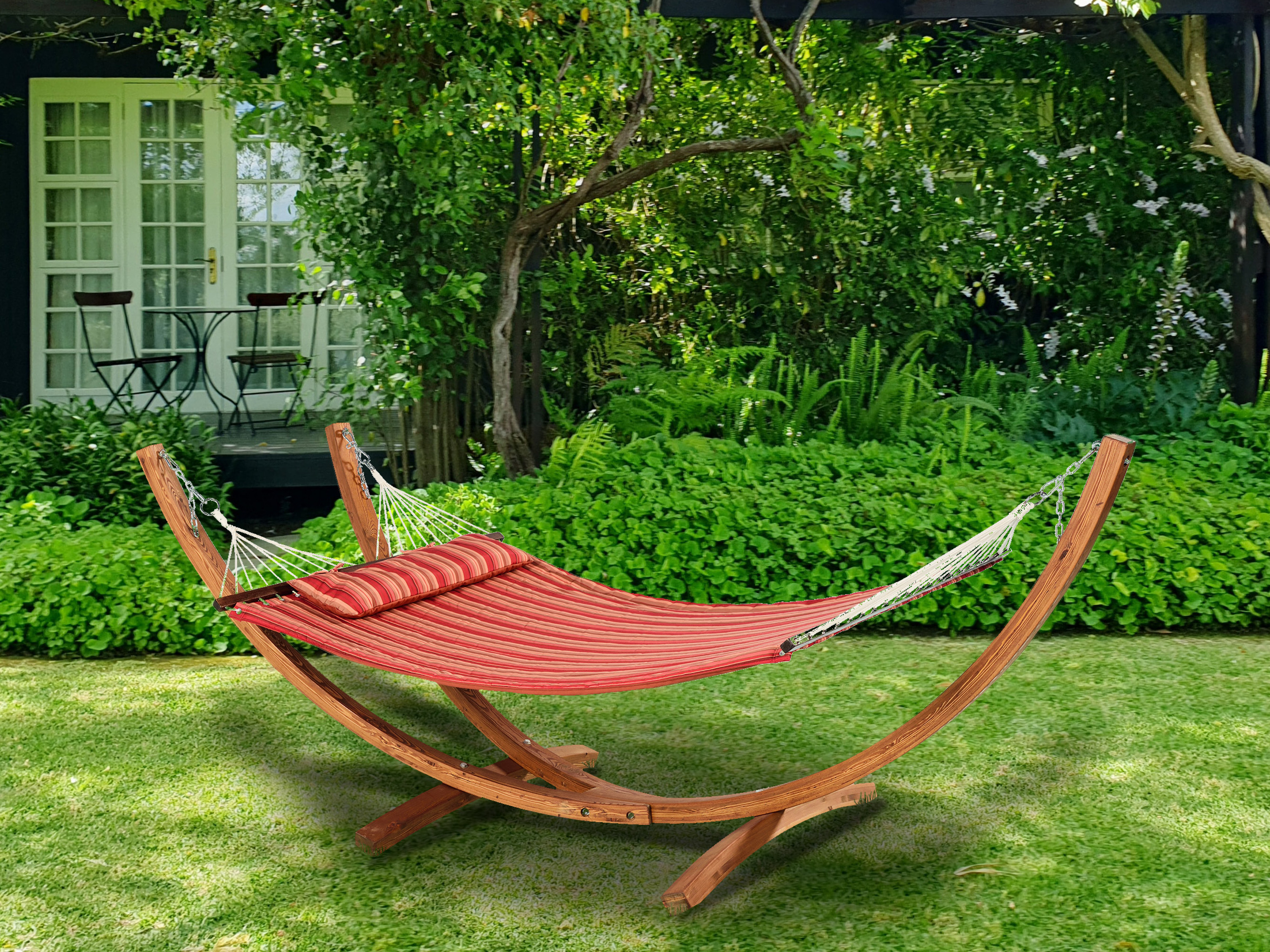 2023 New Design Factory Direct High Quality Teak Larch Wood Hanging Hammock Outdoor Wooden Hammock Swing Bed With Frame