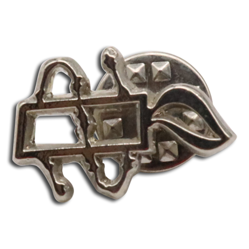 Manufactory Army Training Tank model Logo Badge Pins Hard Enamel Custom Metal Lapel Pin Emblem