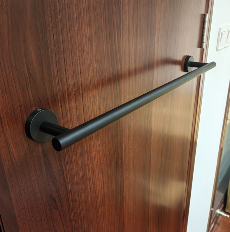 Oem/odm Bathroom Towel Bar Matte Black 18