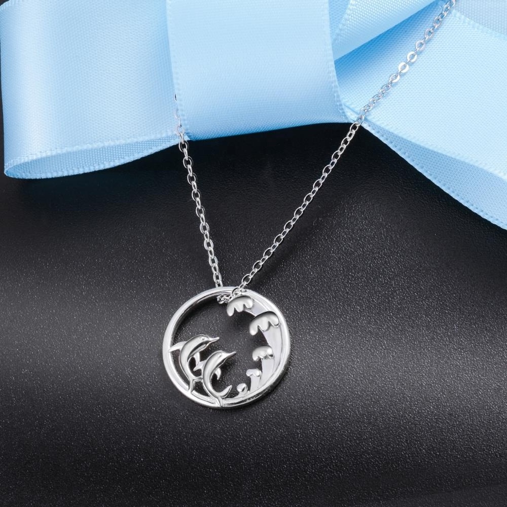 925 Sterling Silver Ocean Wave Lovely fish Dolphin Circle Pendant Necklace