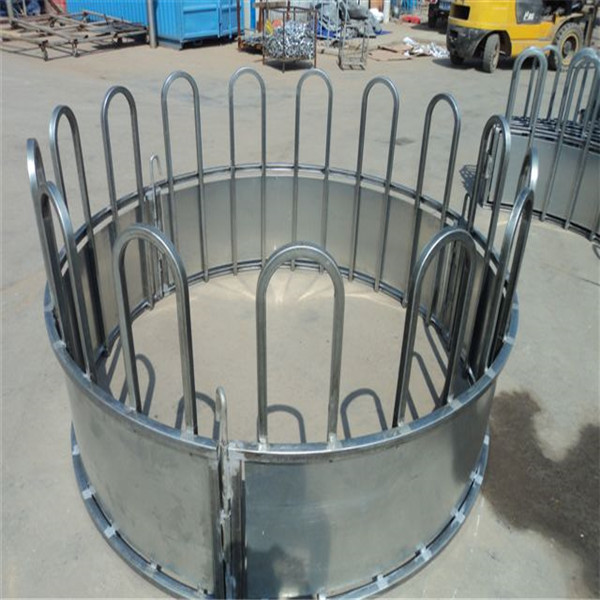 Factory Wholesale Hot Dip Galvanized Livestock Animal Cattle Round Hay Bale Rings Feeder