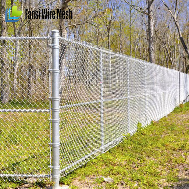 China Supplier chain link fence extension / wholesale chain link fence weight / 9 gauge chain link wire mesh fence