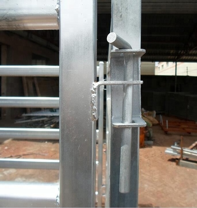 Hot sales used 12 ft heavy duty galvanized metal round pipe Horse/Sheep/Cattle Livestock Corral Yard Farm Fence Panel