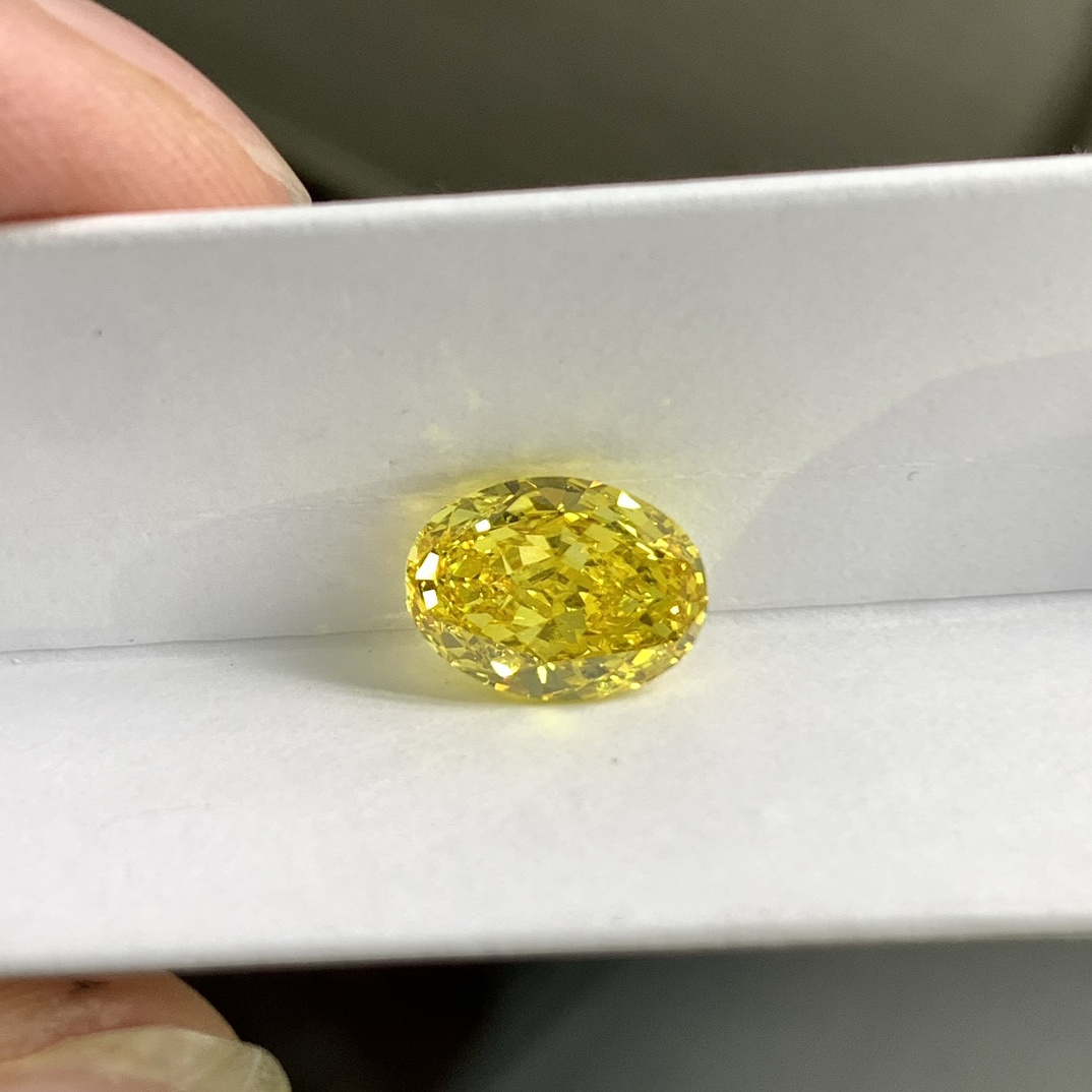 Wholesale Synthetic Diamond VS2 Fancy VIVID Yellow 3.0CT Ovalt Cut  Lab Grown Coloured Diamonds