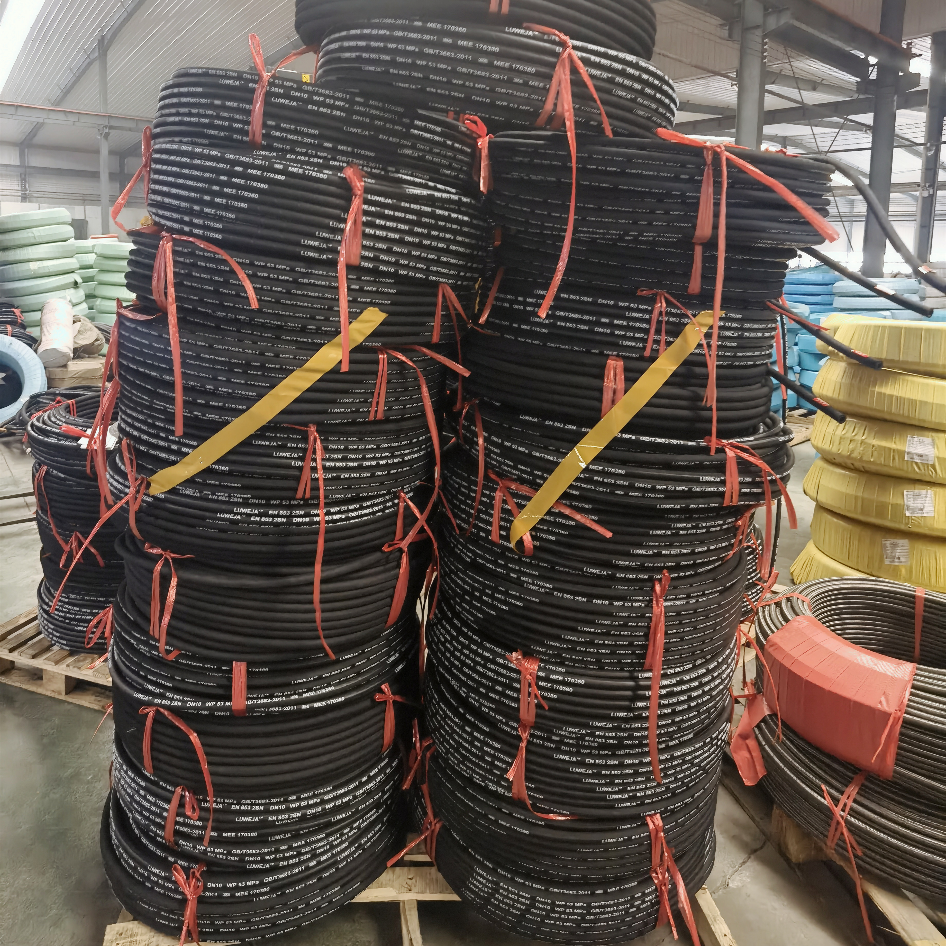 hydraulic rubber hose Stainless steel wire braided high pressure flexible rubber hose pipe  for hydraulic oil