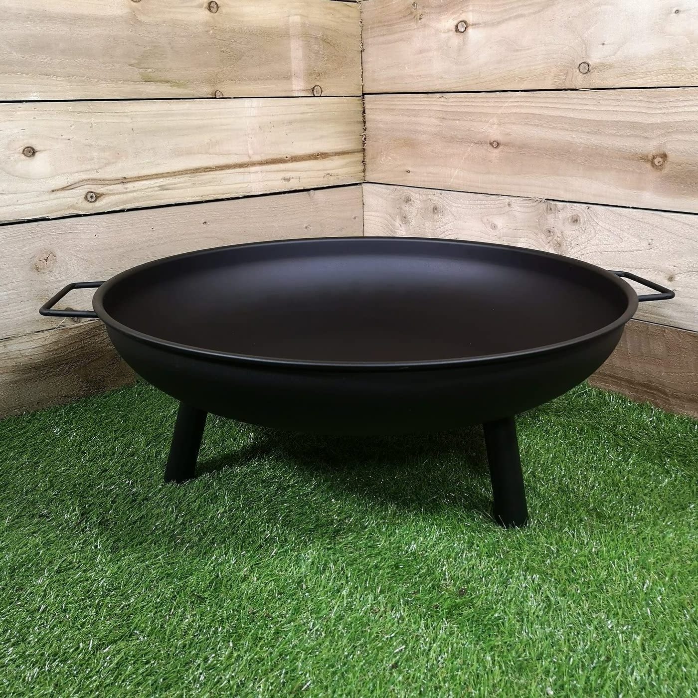 Round  Iron Fire Pit for Garden with Legs Wood Log Burner Portable Heater Fire Bowl for Outdoor Decking Picnics BBQ Camping