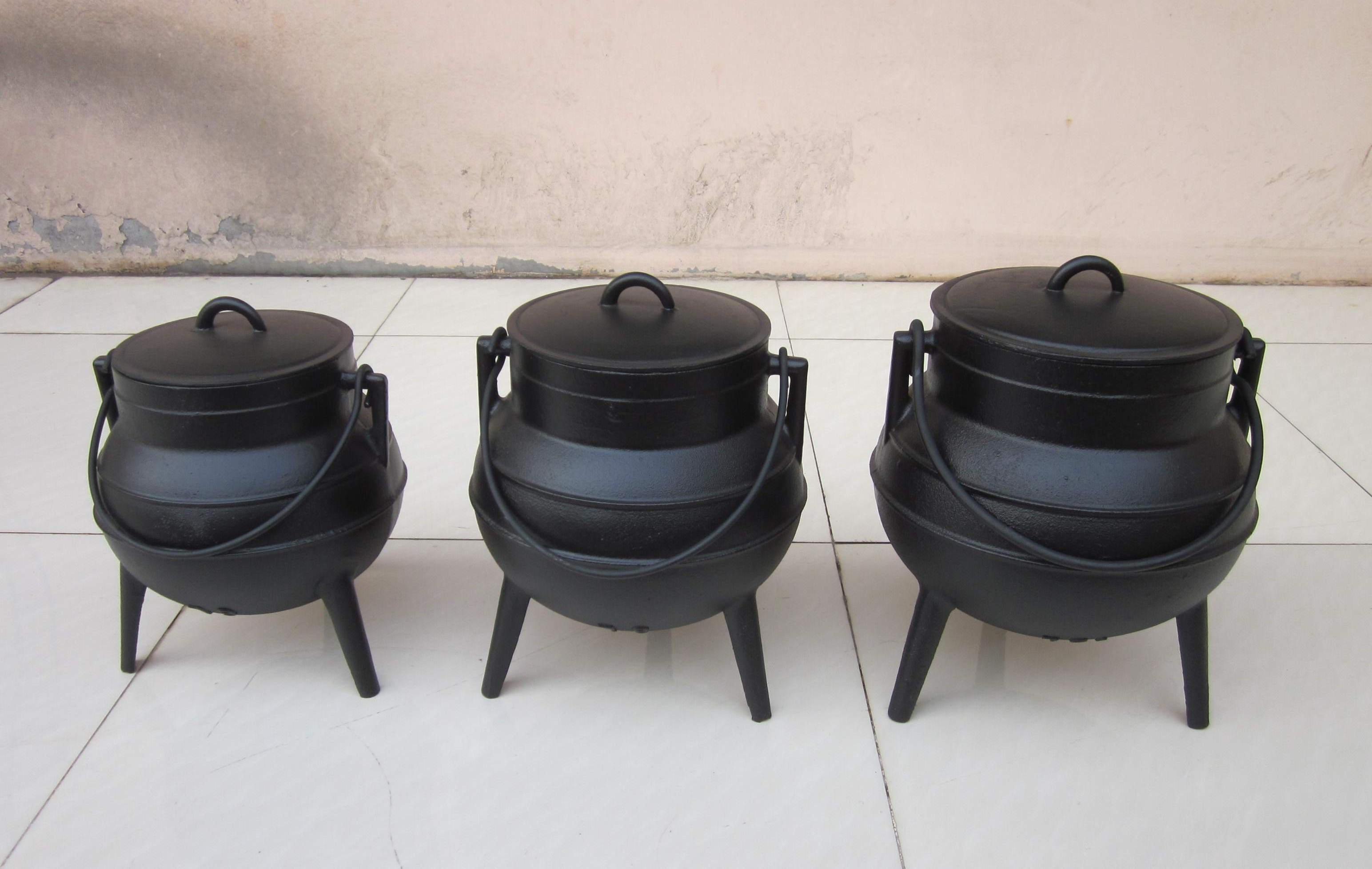 Portugal three legged cast iron pots potjie pot outdoor camping cookware vegetable oil  Spanish 3 legs cast iron pot