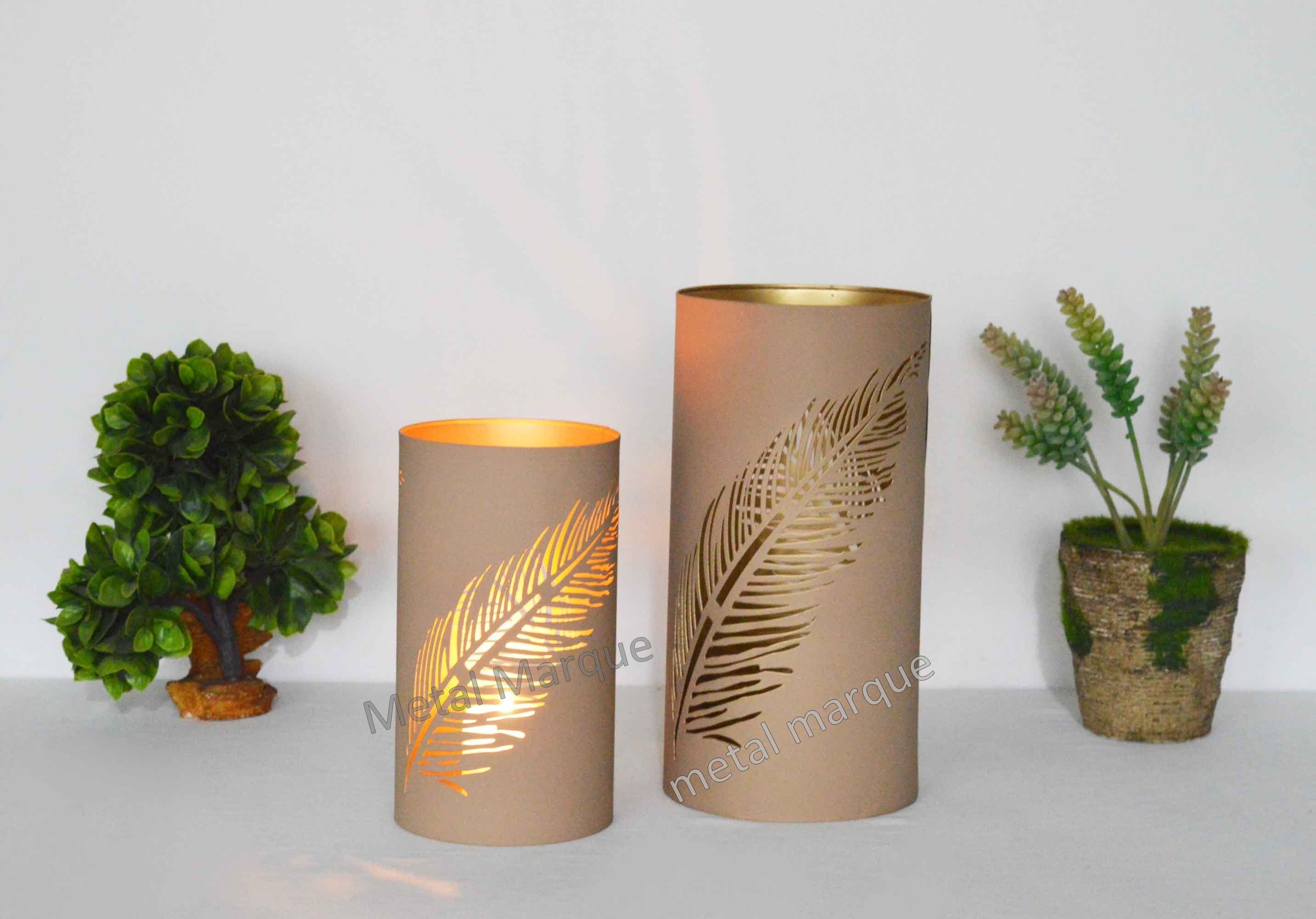 Metal Fern Leaf Laser Cutout Design Small Lantern Hanging T-Light Votive Moroccan Lantern Luxury Home Decorative Lantern