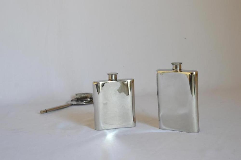 Stainless steel Hammered hip flask round for home and wedding uses hot design silver flask for gift