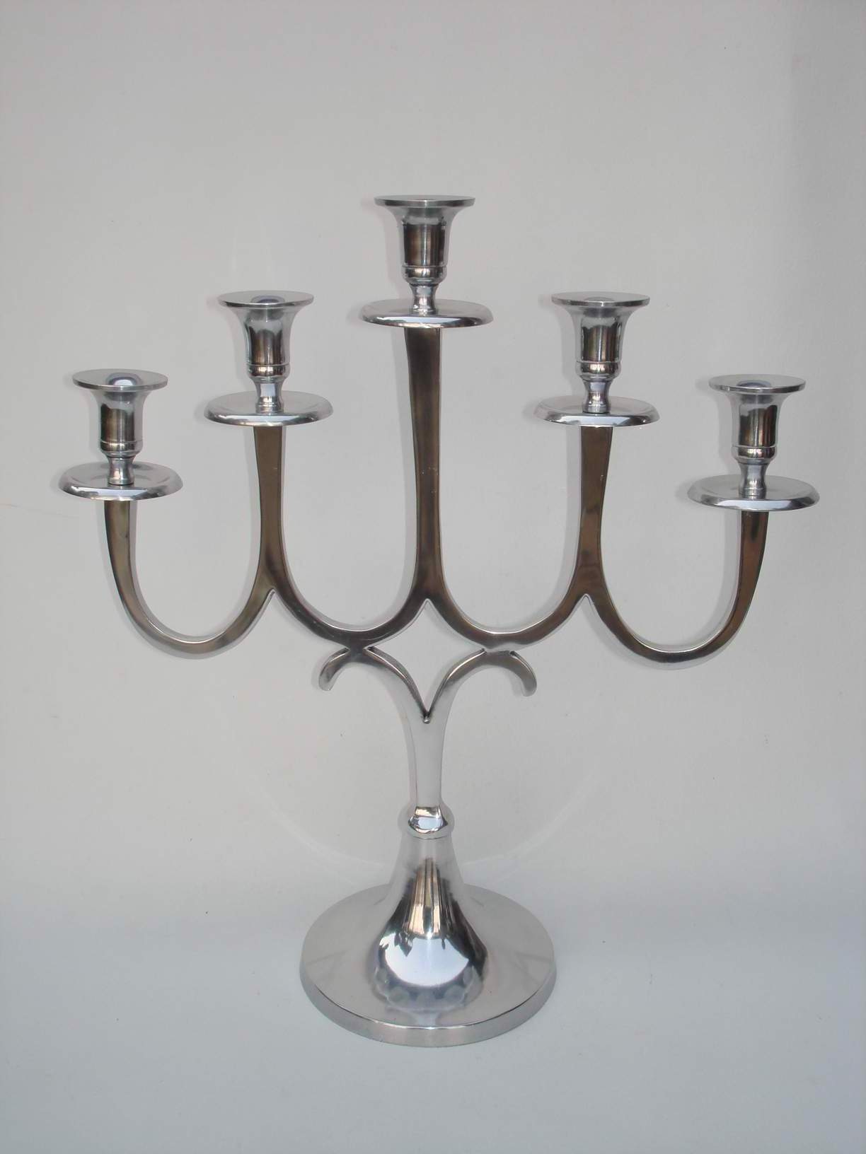 Aluminum Nickel Plated 2 Flame Menorah Candle Holder Stand Jewish Premium Hot Sale Classic Look Candle Holder Pillar