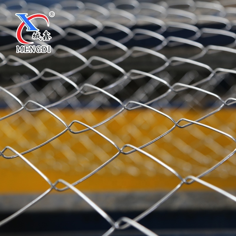 2.5 3mm wire 50x50 diamond mesh hot dip galvanized 6ft chain link iron wire mesh fence