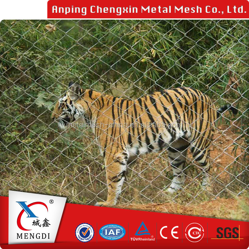 Football field PVC Coated or Galvanized Chain Link Fencing