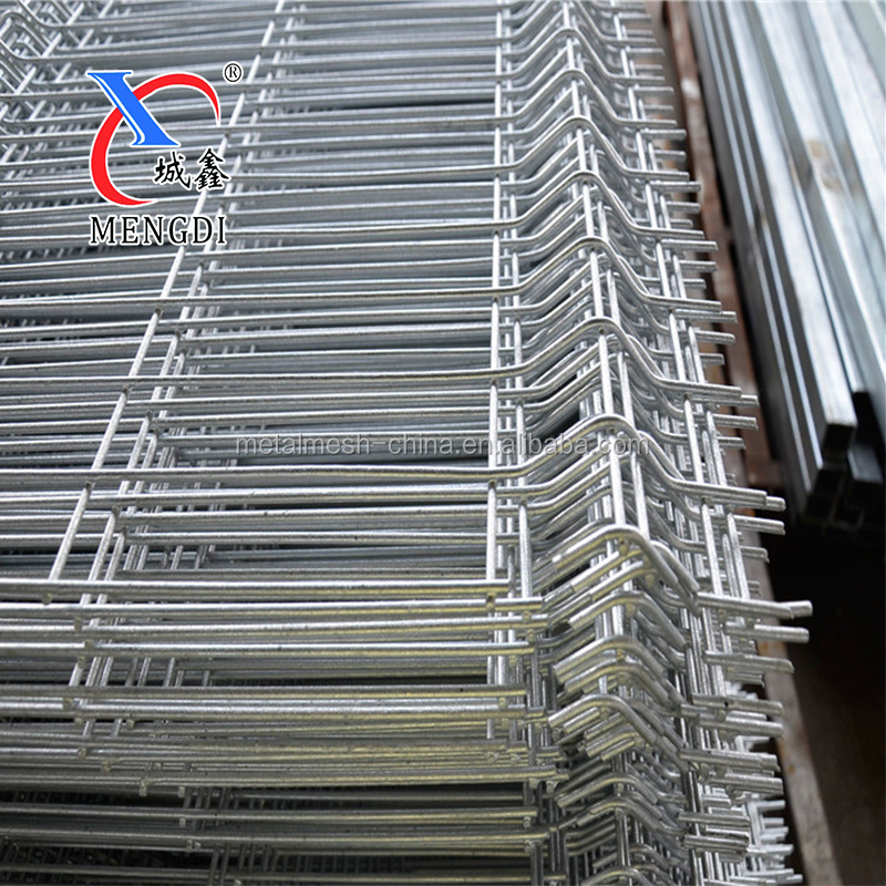 China Cheap galvanized chicken wire fence panel