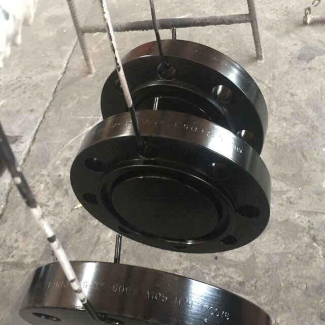 ASTM B16.5 A350 LF2 Flange Welding Neck 150#-2500# A105 Carbon Steel Flange Forged For Oil