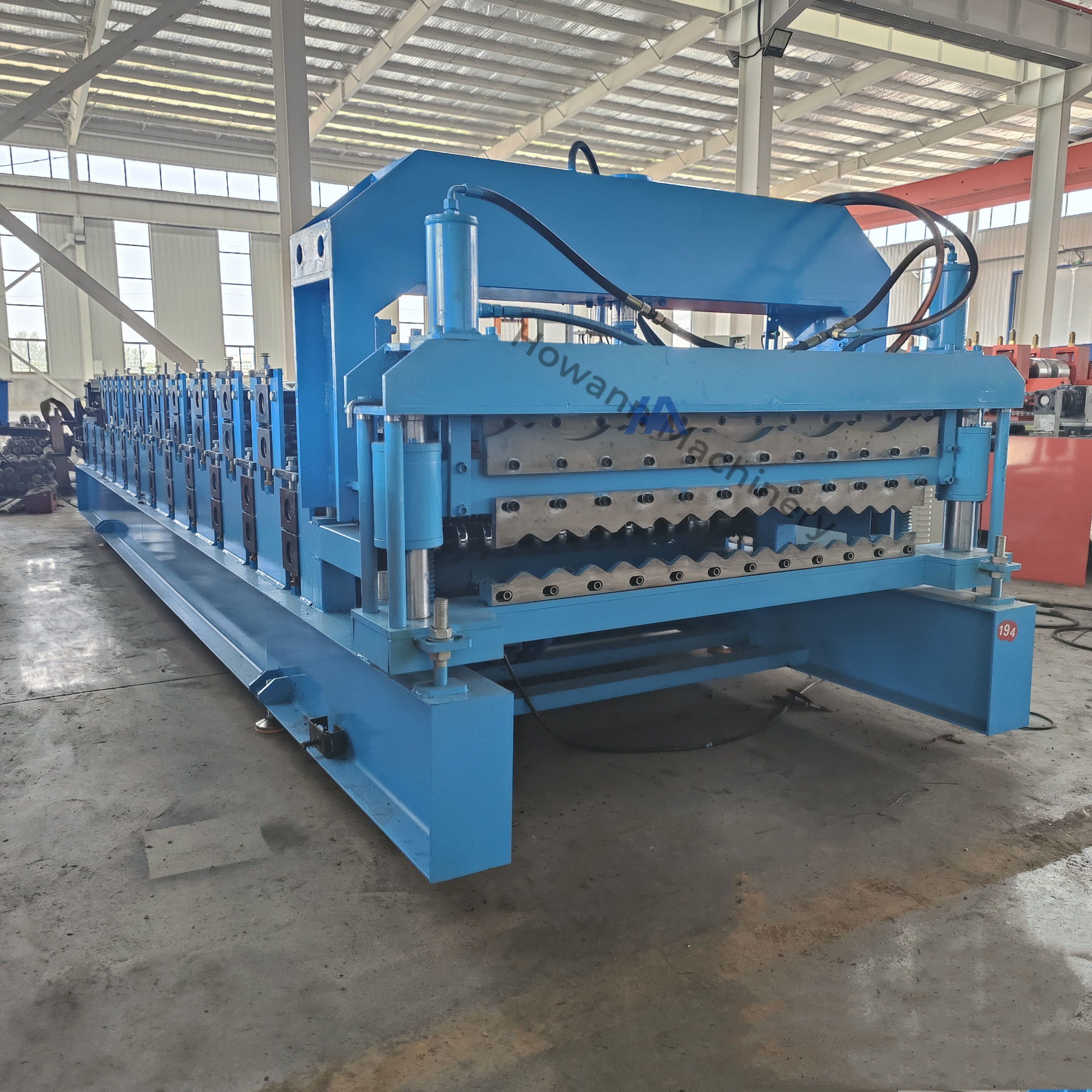 China Supplier Metal Roofing Panel Sheet Roll Forming Machine Profiling Tiles Making Machine For Building Material Machinery