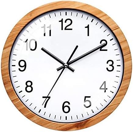 Bulk supplier Wooden Round Wall Clock Silent & Non Ticking Retro Wood grain frame design white dial