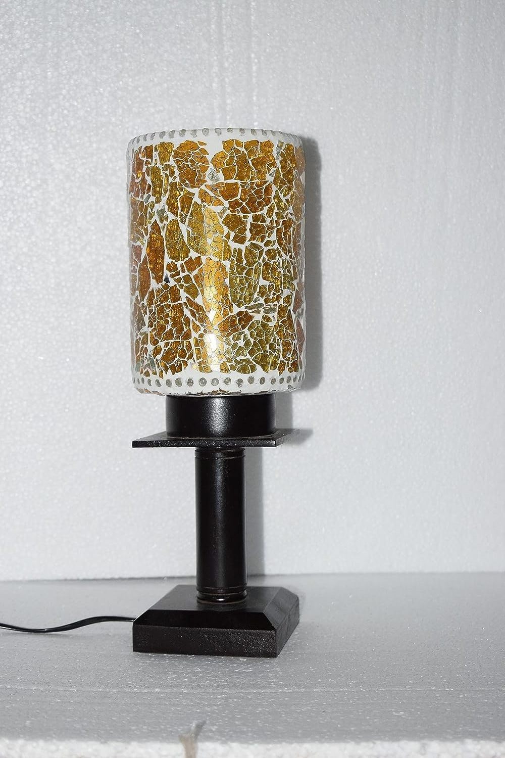 Mosaic Design Glass Shade Table Lamp with Wooden Base for Home/Office Decoration Yellow