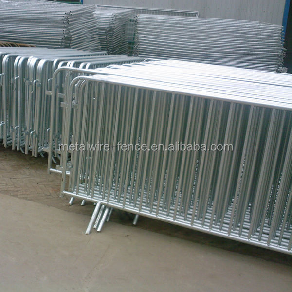 Portable Interlocking Barrier fence