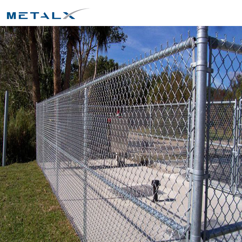 Wholesale cheap new design garden 8ft stainless steel mini mesh chain link fence with barbed wire extension arms