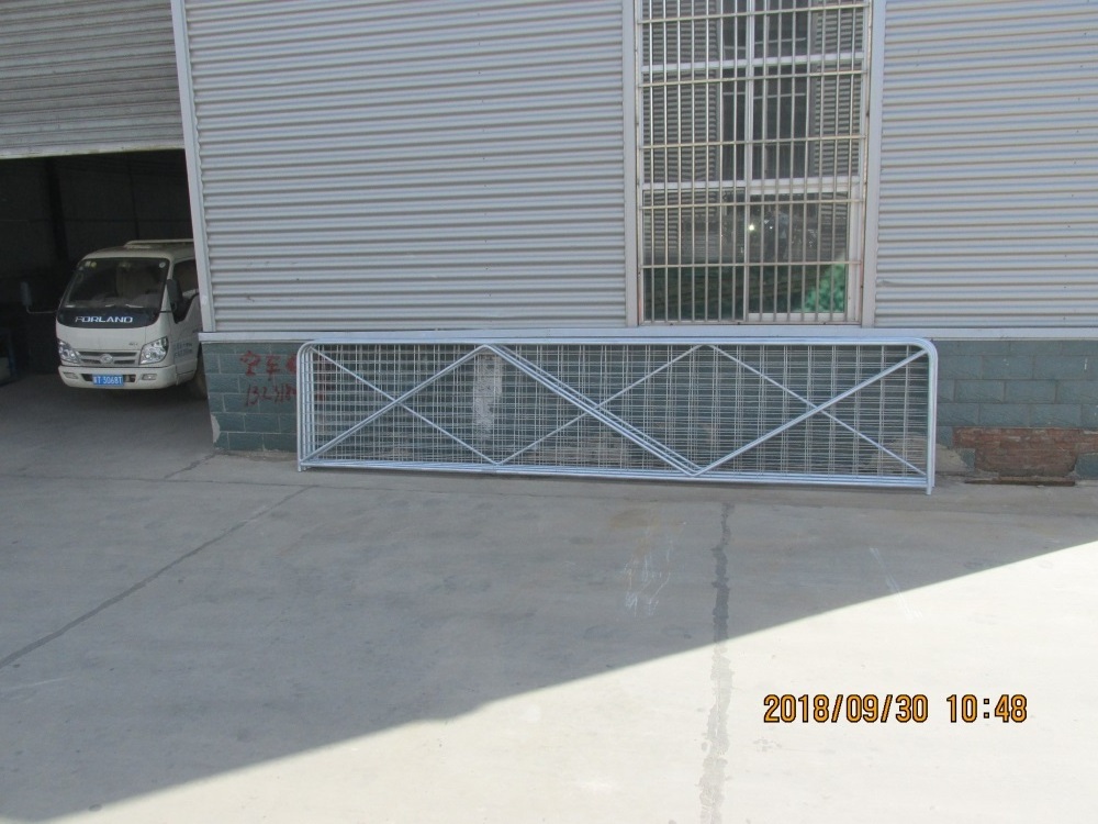 Heavy duty galvanized custom driveway tubular iron livestock cattle farm house main gate designs