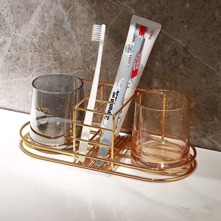 Metal Wire Welded 3 Compartments Toothbrush Holder Wall Mounted Sticky Wall Tooth Brush Rack For Home Storage