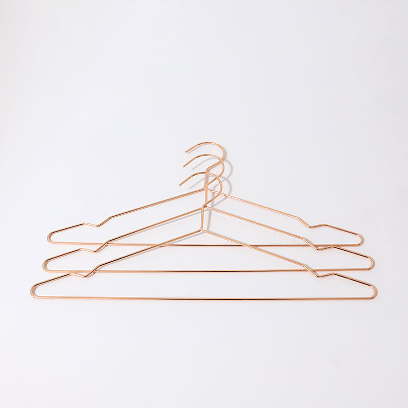 Rose Gold Shiny Metal Wire Top Clothes Hangers Hotel Wholesale Cheap Metal for Shirts Coat Storage & Display