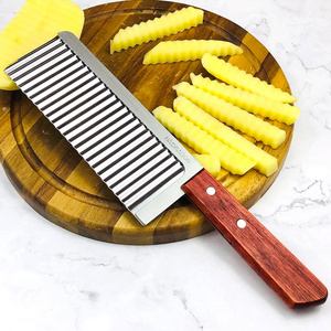 Stainless Steel Wide Crinkle Cutter Vegetable Salad Chopping Knife Tool Accessories Wooden Handle Vegetable Salad Chopper Knife