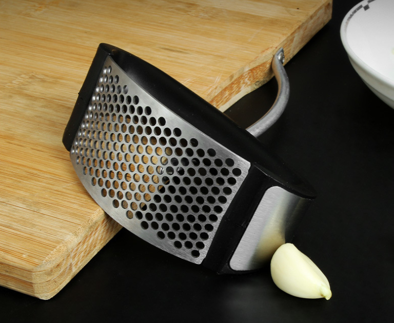 Kitchen Multifunctional Knife Tools Stainless Steel Manual Vegetable Garlic Slicer Garlic Press Rocker