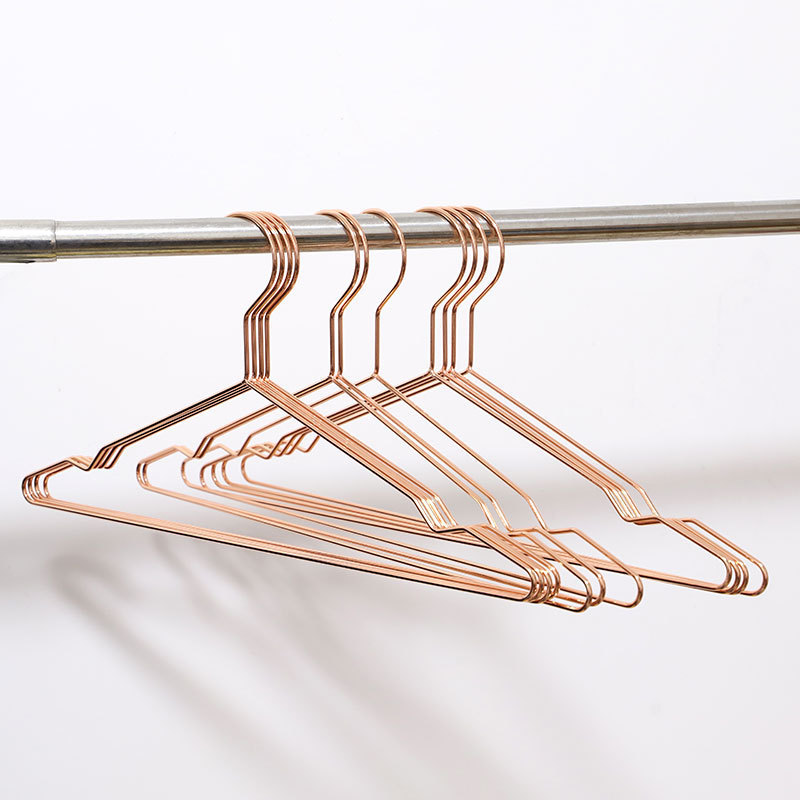 Rose Gold Shiny Metal Wire Top Clothes Hangers Hotel Wholesale Cheap Metal for Shirts Coat Storage & Display