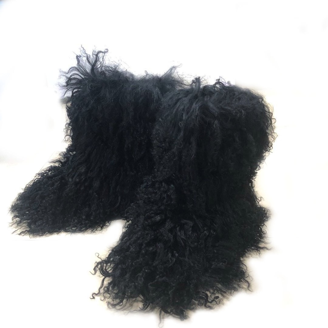 Wholesale Trendy Ladies Sheepskin Fur Shoes Black Color Women Winter Outdoor Snow Boots Real Mongolian Full Fur Boots