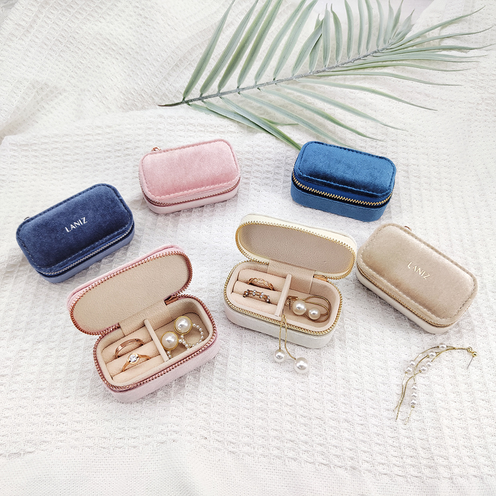 Mexda Custom Logo Jewelry Box Mini Ring Box Earrings Storage Popular High-end Velvet Small Portable Zipper Travel Jewelry Box