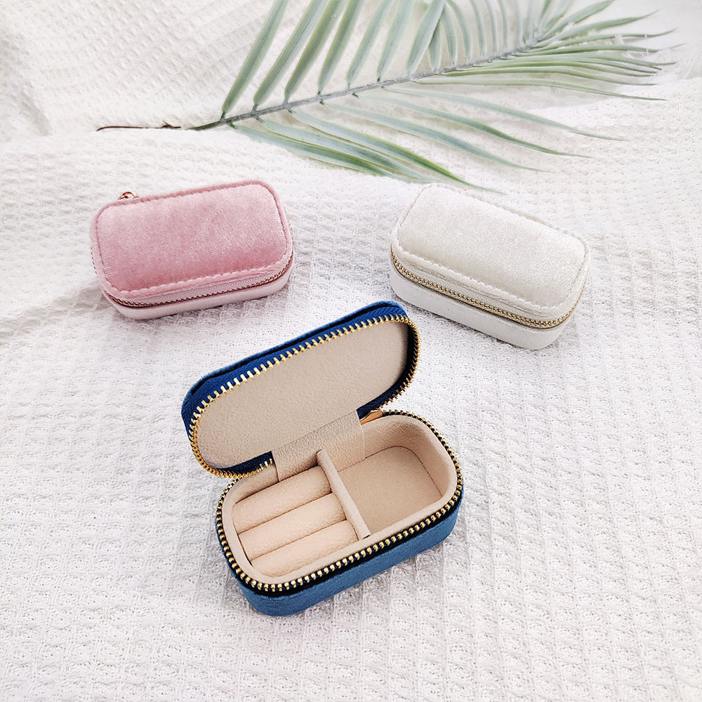 Mexda Custom Logo Jewelry Box Mini Ring Box Earrings Storage Popular High-end Velvet Small Portable Zipper Travel Jewelry Box