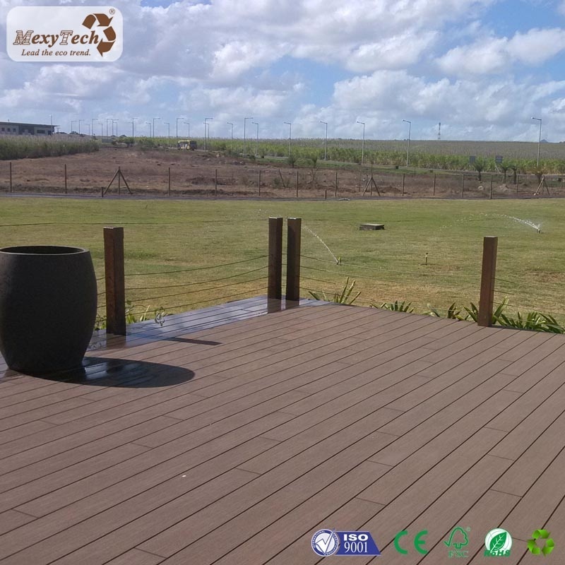 Anti-uv bamboo plastic composite deck cheap price hollow wpc decking