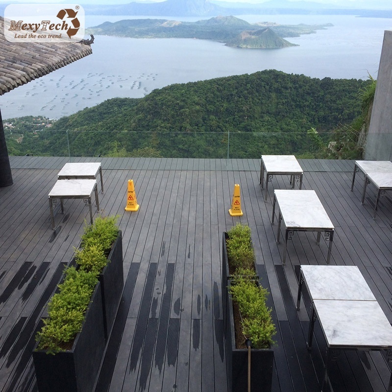 Aluminum Extrusion Eco Slip-Resistant Waterproof Fireproof interlocking decking