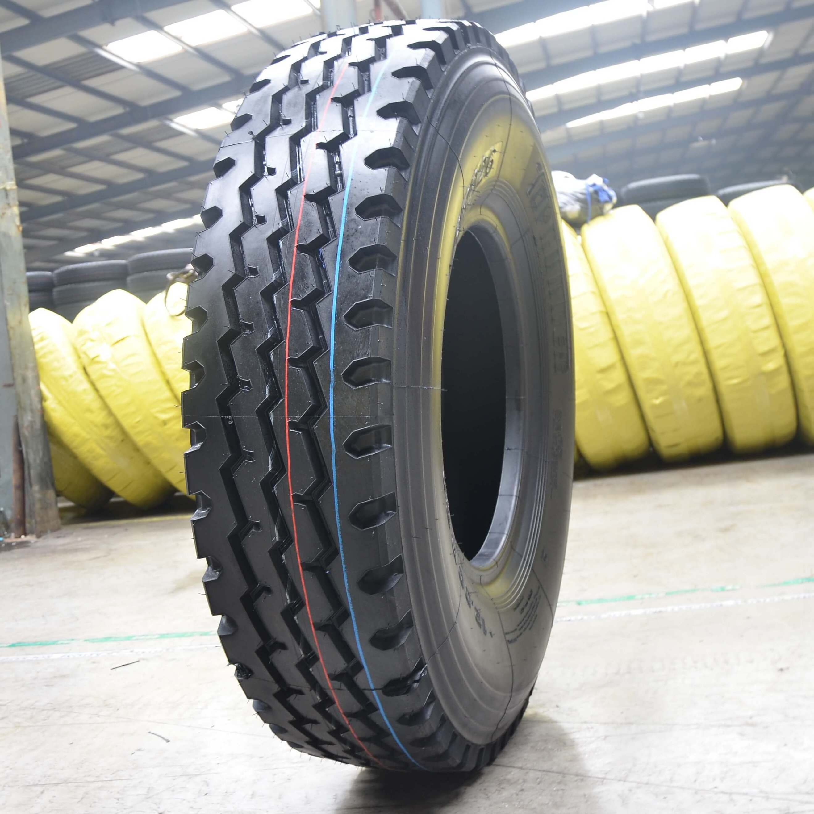 Super cargo vikrant truck tire weight kg