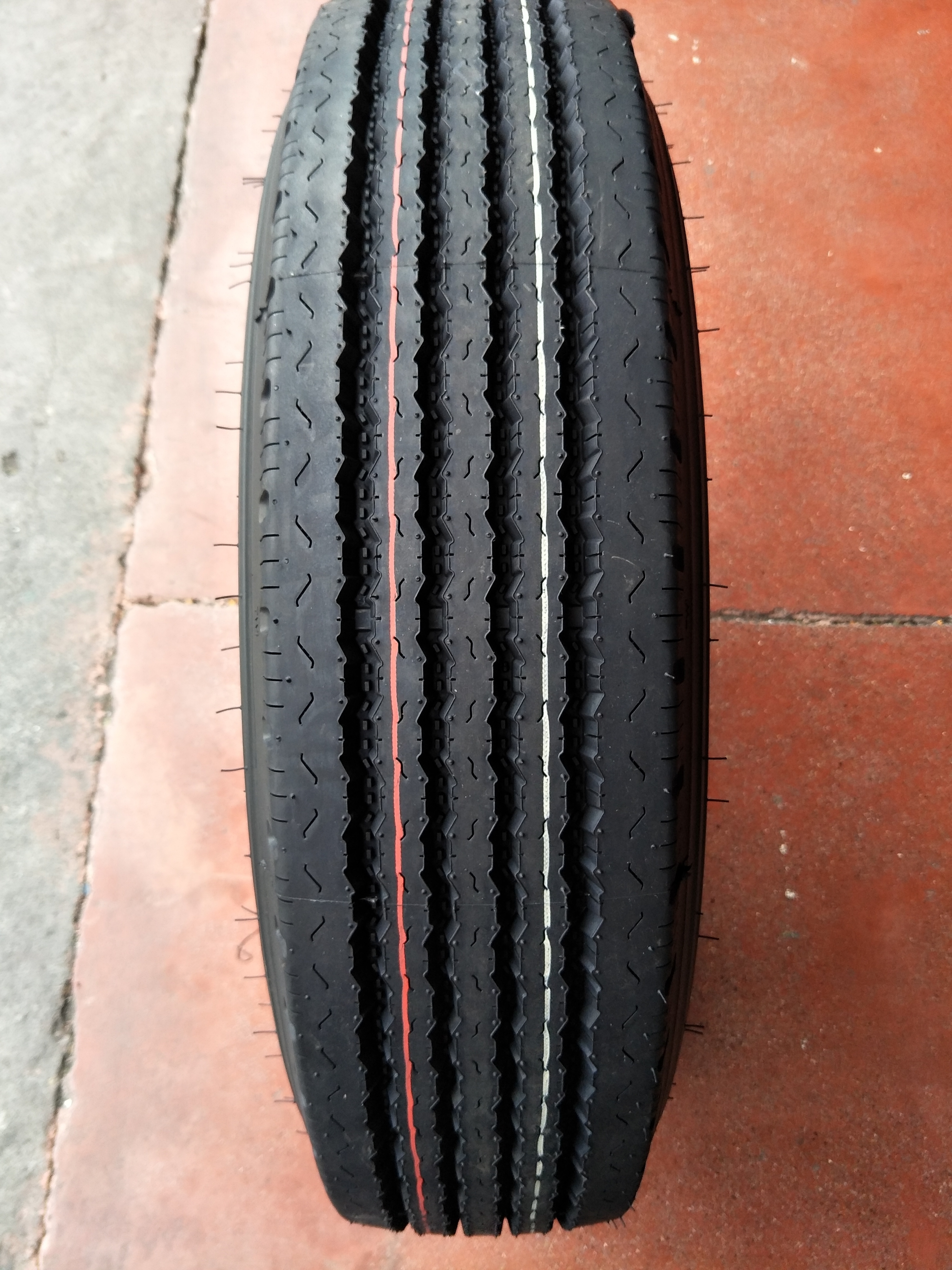 Chinese Thailand trailer tire 235/80r16 235/80/16 14pr 8ply LDE 12pr